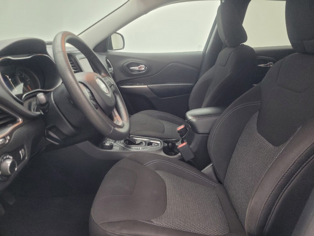 2020 Jeep Cherokee in Indianapolis, IN 46219 - 18136338 17