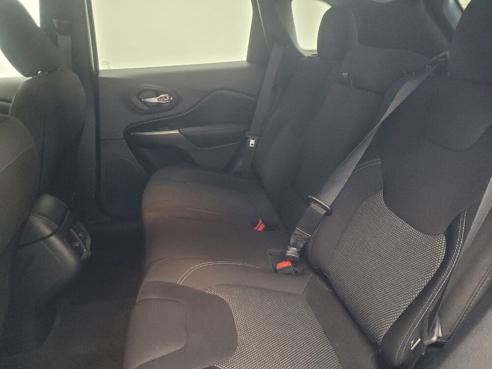 2020 Jeep Cherokee in Indianapolis, IN 46219 - 18136338 18