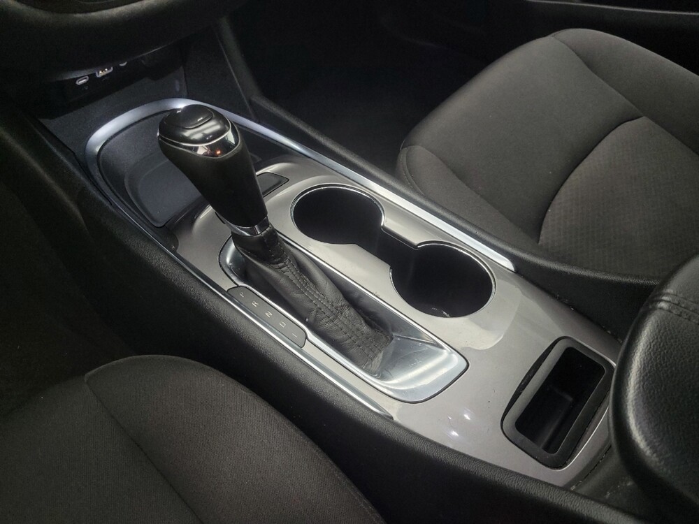 2020 Chevrolet Malibu in Highland, IN 46322 - 18136339 26