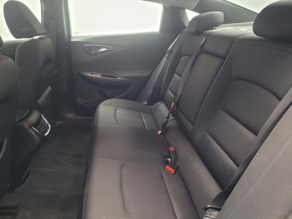 2020 Chevrolet Malibu in Highland, IN 46322 - 18136339 18