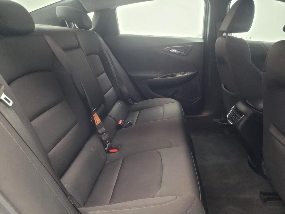 2020 Chevrolet Malibu in Highland, IN 46322 - 18136339 19