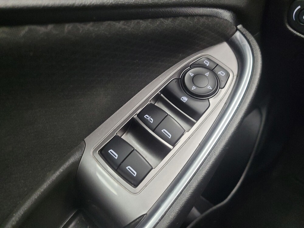 2020 Chevrolet Malibu in Highland, IN 46322 - 18136339 27