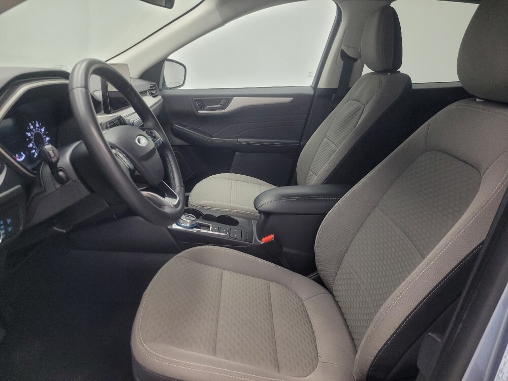 2022 Ford Escape in Indianapolis, IN 46219 - 18136340 17