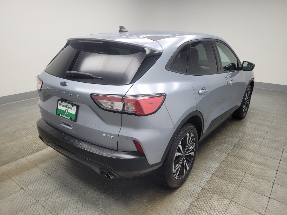 2022 Ford Escape in Indianapolis, IN 46219 - 18136340 9