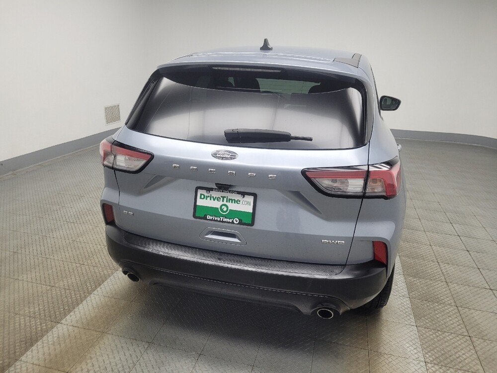 2022 Ford Escape in Indianapolis, IN 46219 - 18136340 7