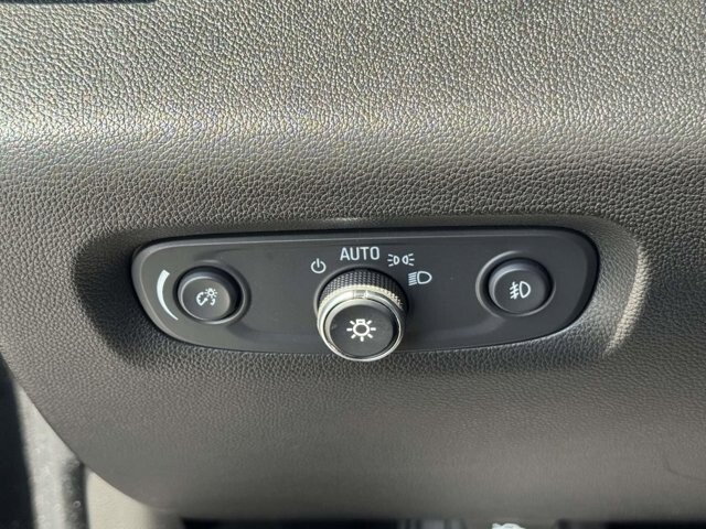 2018 Chevrolet Traverse in Winchester, VA 22602 - 18136341 23