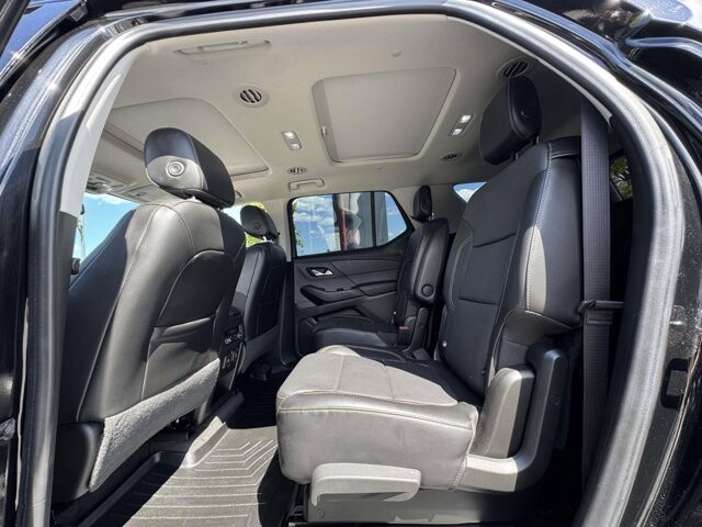 2018 Chevrolet Traverse in Winchester, VA 22602 - 18136341 13
