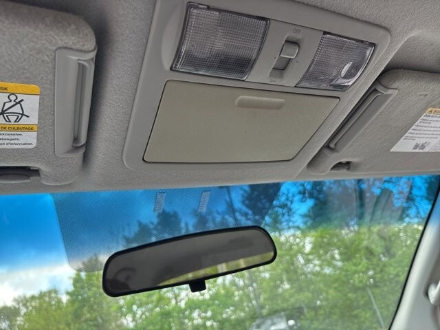 2008 Nissan Frontier in Marysville, OH 43040 - 18136349 24