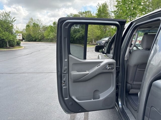 2008 Nissan Frontier in Marysville, OH 43040 - 18136349 29