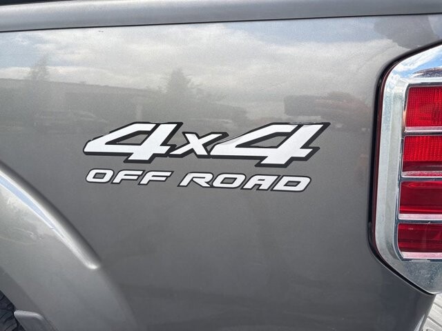 2008 Nissan Frontier in Marysville, OH 43040 - 18136349 6