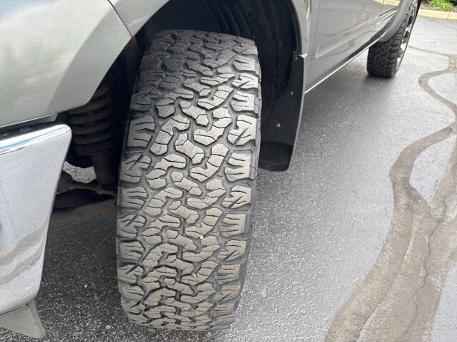 2008 Nissan Frontier in Marysville, OH 43040 - 18136349 14