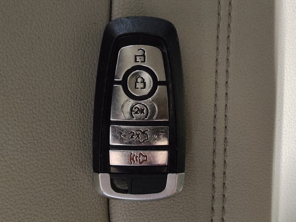 2019 Ford Fusion in Kissimmee, FL 34744 - 18136354 32