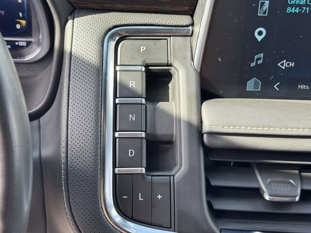 2023 Chevrolet Suburban in Winchester, VA 22602 - 18136356 20