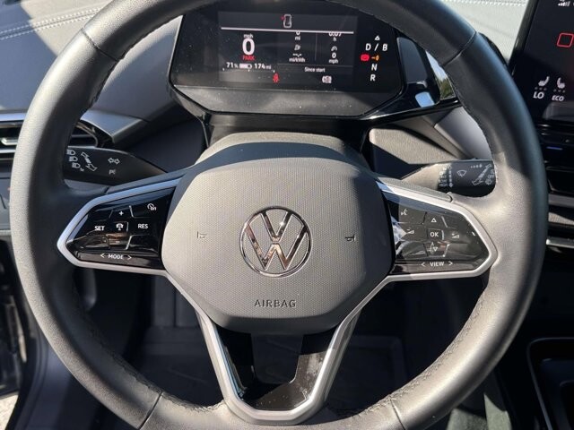 2023 Volkswagen ID.4 in Winchester, VA 22602 - 18136357 24
