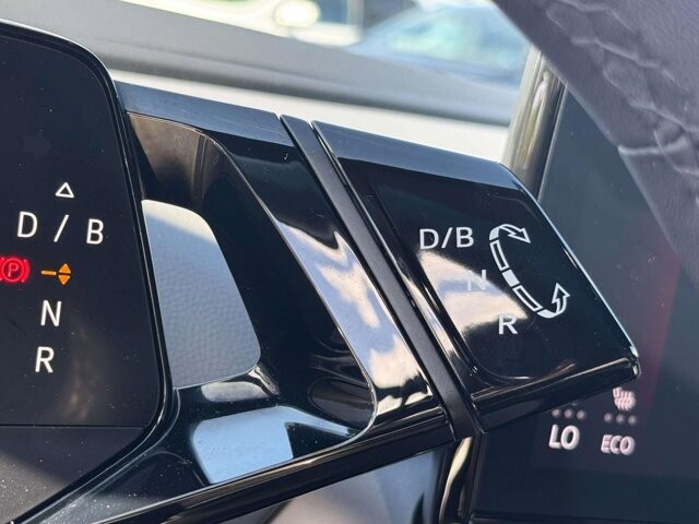 2023 Volkswagen ID.4 in Winchester, VA 22602 - 18136357 27
