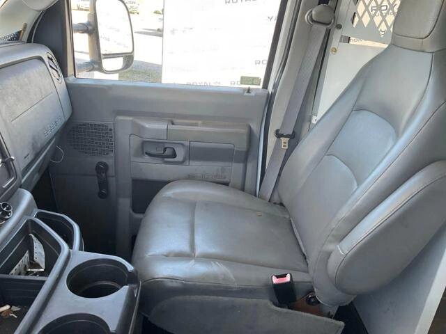 2011 Ford E-350 and Econoline 350 in Blauvelt, NY 10913 - 18136359 9