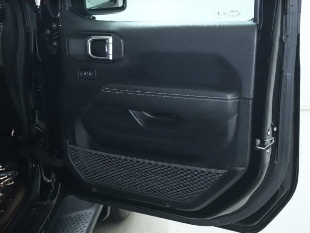 2021 Jeep Wrangler in Bedford, OH 44146 - 18136365 33