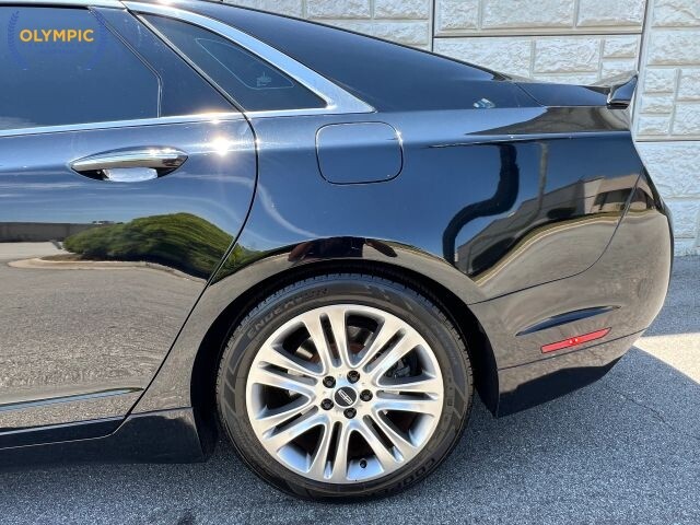 2016 Lincoln MKZ in Decatur, GA 30032 - 18136366 10