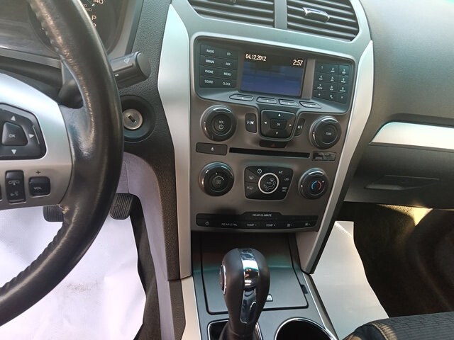 2013 Ford Explorer in DuBois, PA 15801 - 18136370 10