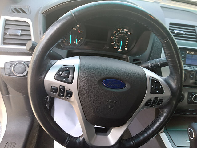 2013 Ford Explorer in DuBois, PA 15801 - 18136370 9