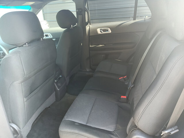 2013 Ford Explorer in DuBois, PA 15801 - 18136370 11