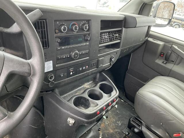 2019 Chevrolet Express 2500 in Blauvelt, NY 10913 - 18136371 9