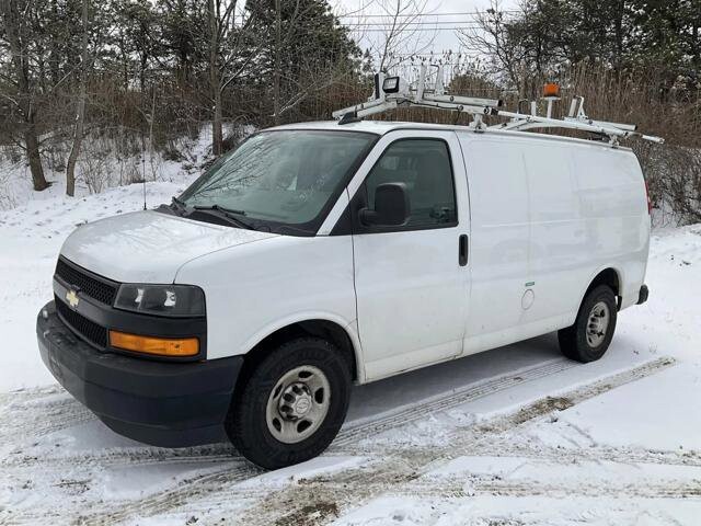 2019 Chevrolet Express 2500 in Blauvelt, NY 10913 - 18136371 3