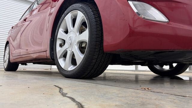 2013 Hyundai Elantra in Austell, GA 30168 - 18136373 19