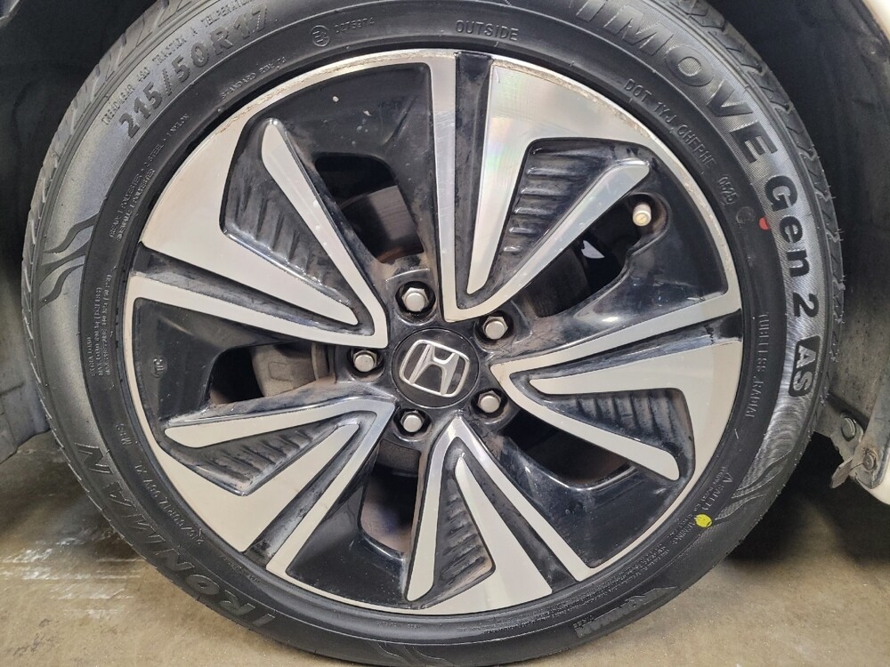 2016 Honda Civic in Montclair, CA 91763 - 18136386 31