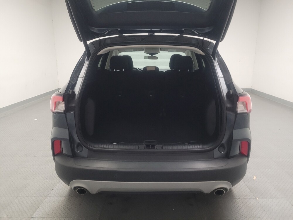 2022 Ford Escape in Torrance, CA 90504 - 18136387 29