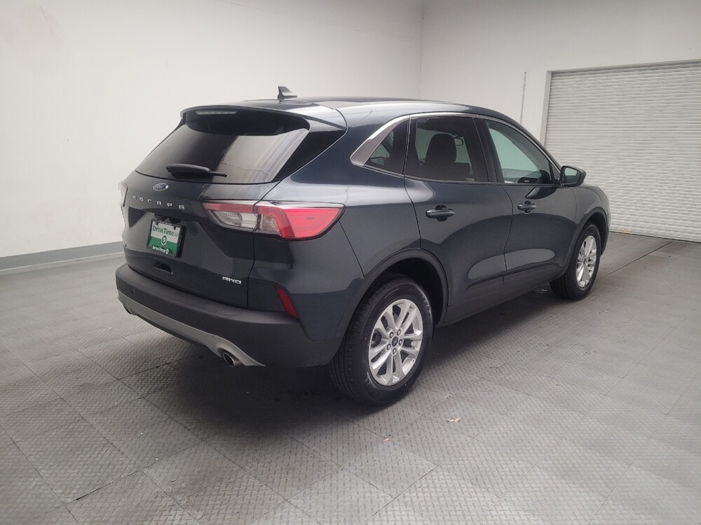 2022 Ford Escape in Torrance, CA 90504 - 18136387 9