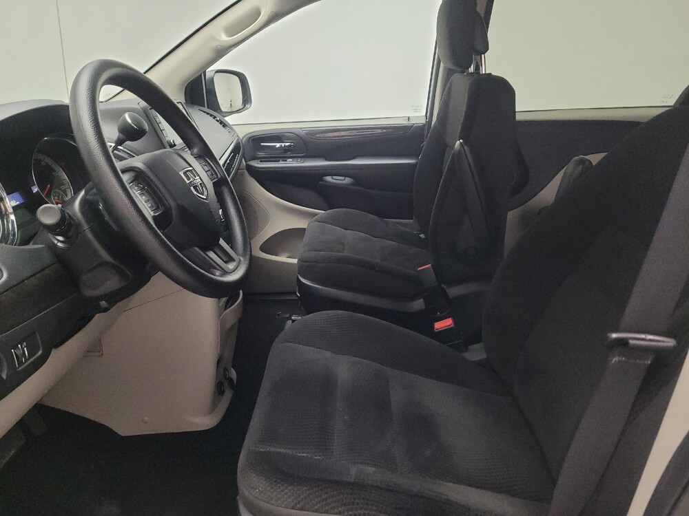 2019 Dodge Grand Caravan in Phoenix, AZ 85022 - 18136388 17