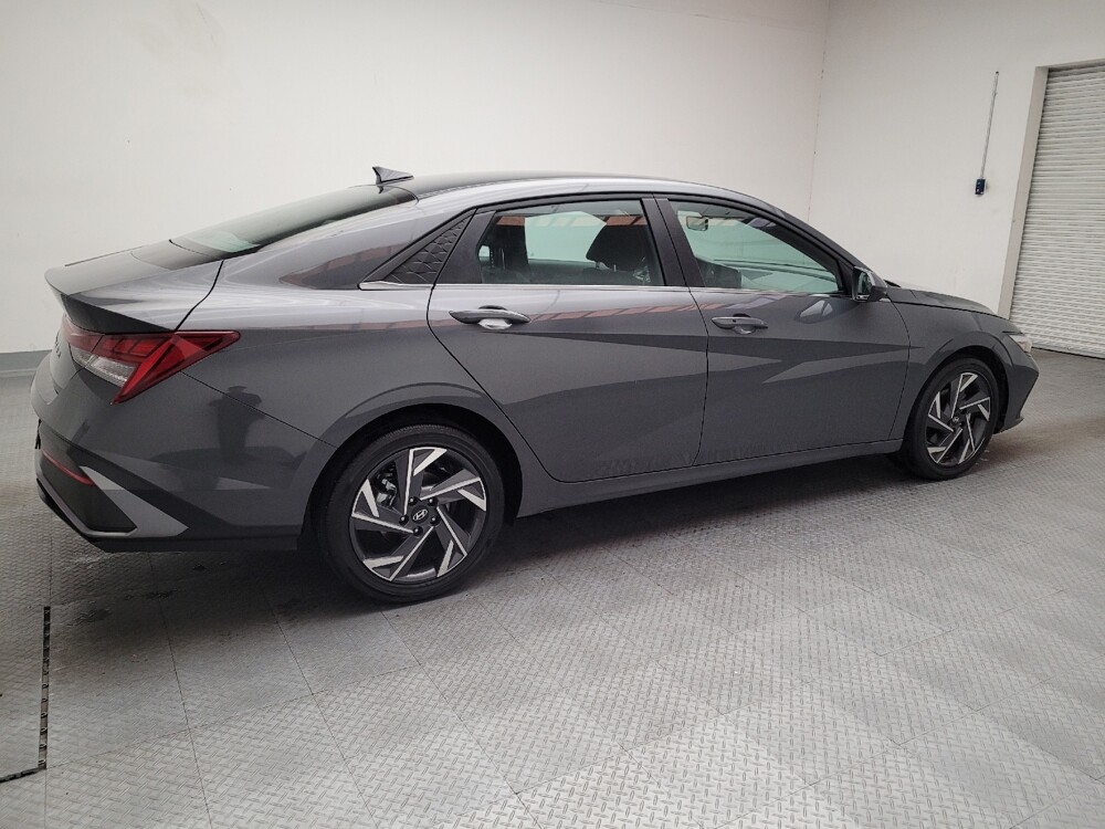 2025 Hyundai Elantra in Riverside, CA 92504 - 18136389 10