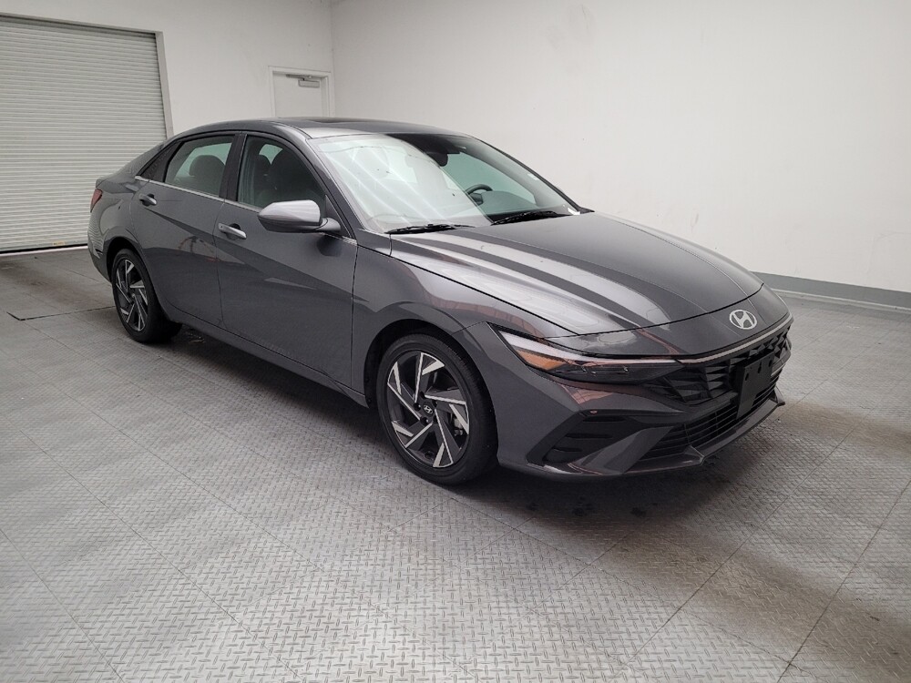 2025 Hyundai Elantra in Riverside, CA 92504 - 18136389 13