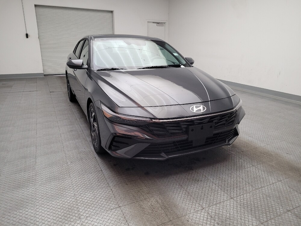 2025 Hyundai Elantra in Riverside, CA 92504 - 18136389 14