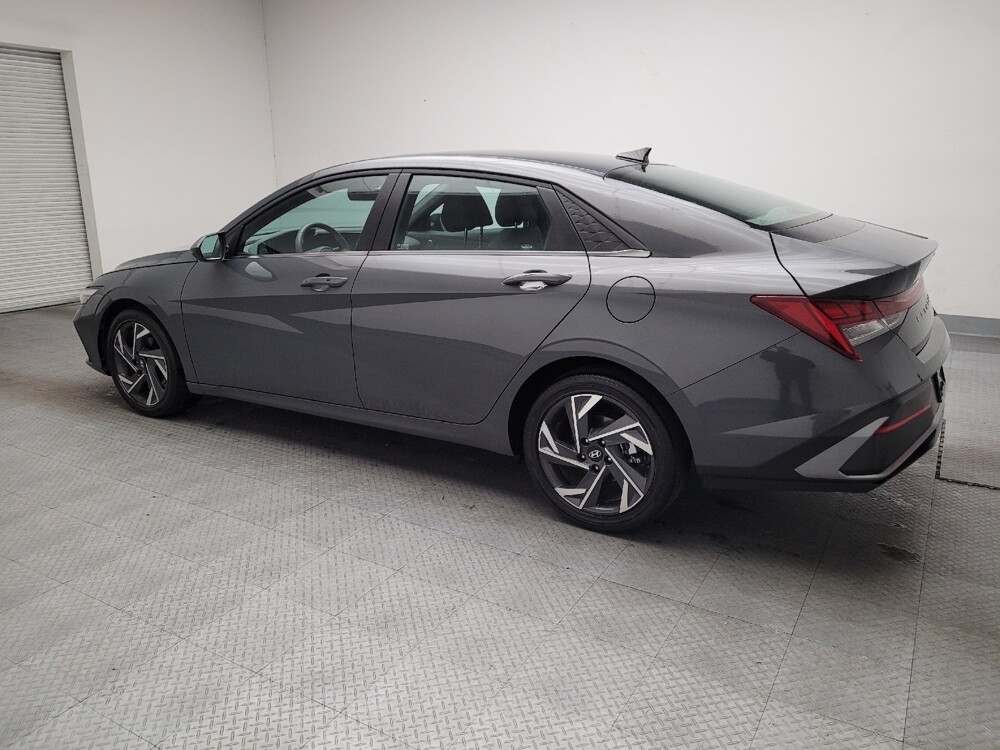 2025 Hyundai Elantra in Riverside, CA 92504 - 18136389 3