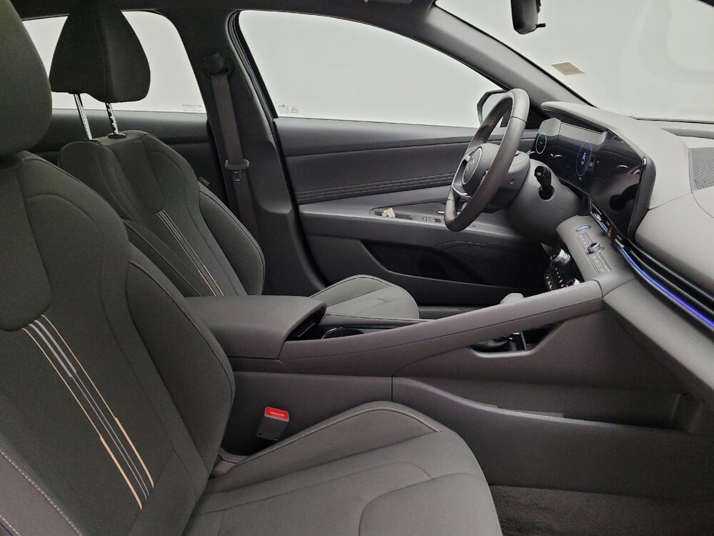 2025 Hyundai Elantra in Riverside, CA 92504 - 18136389 21