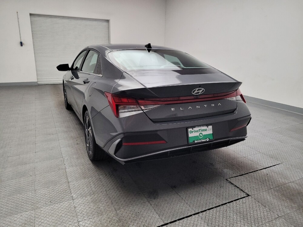 2025 Hyundai Elantra in Riverside, CA 92504 - 18136389 6