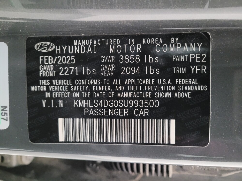 2025 Hyundai Elantra in Riverside, CA 92504 - 18136389 33