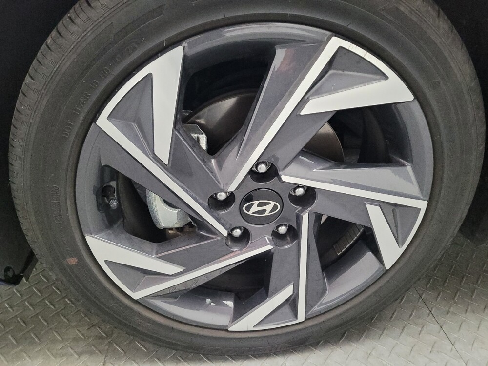 2025 Hyundai Elantra in Riverside, CA 92504 - 18136390 31