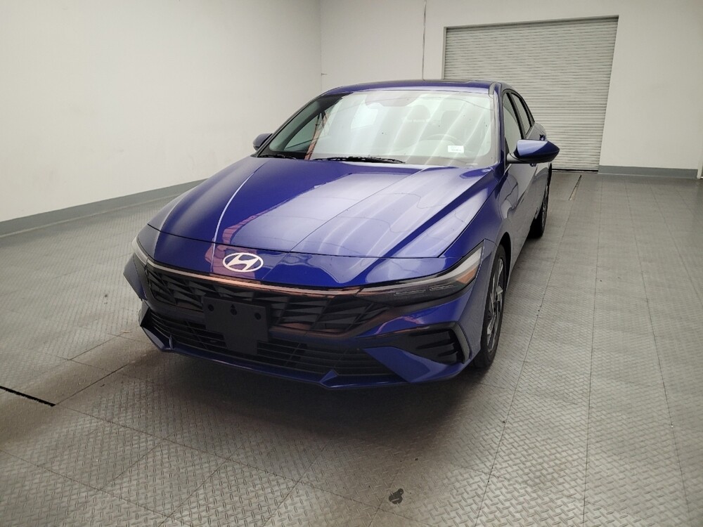 2025 Hyundai Elantra in Riverside, CA 92504 - 18136390 15