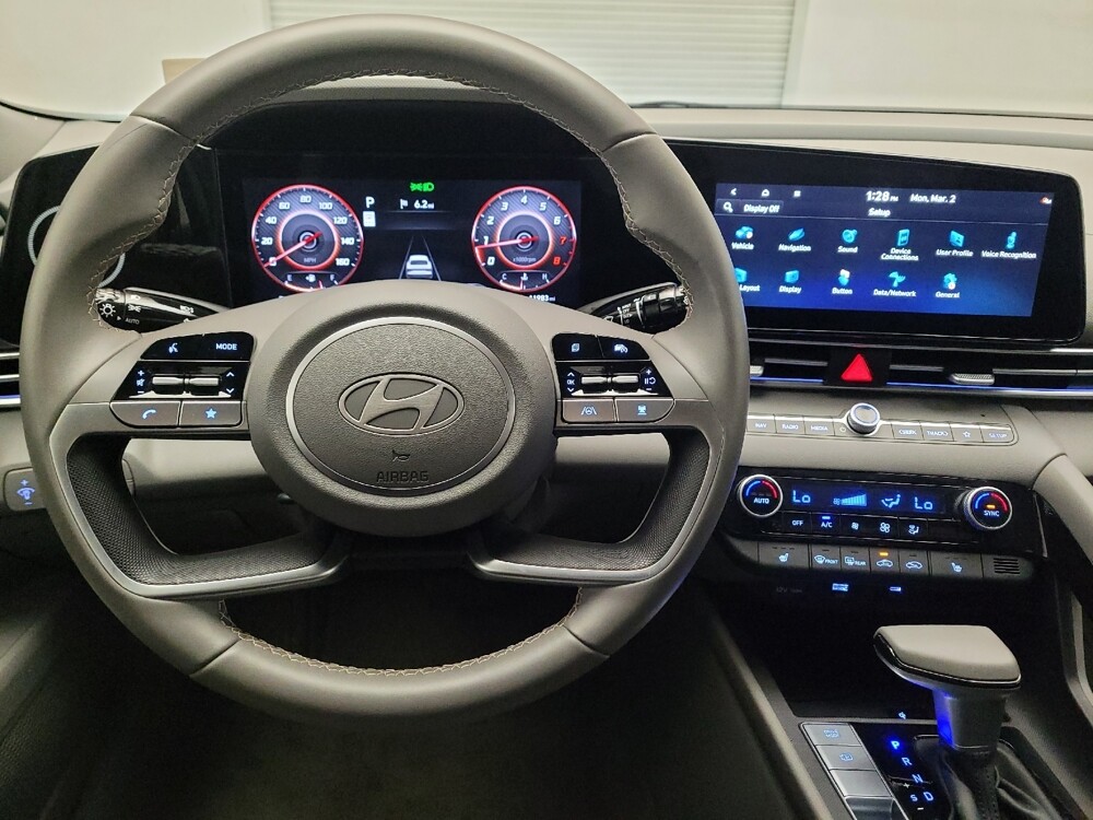 2025 Hyundai Elantra in Riverside, CA 92504 - 18136390 22