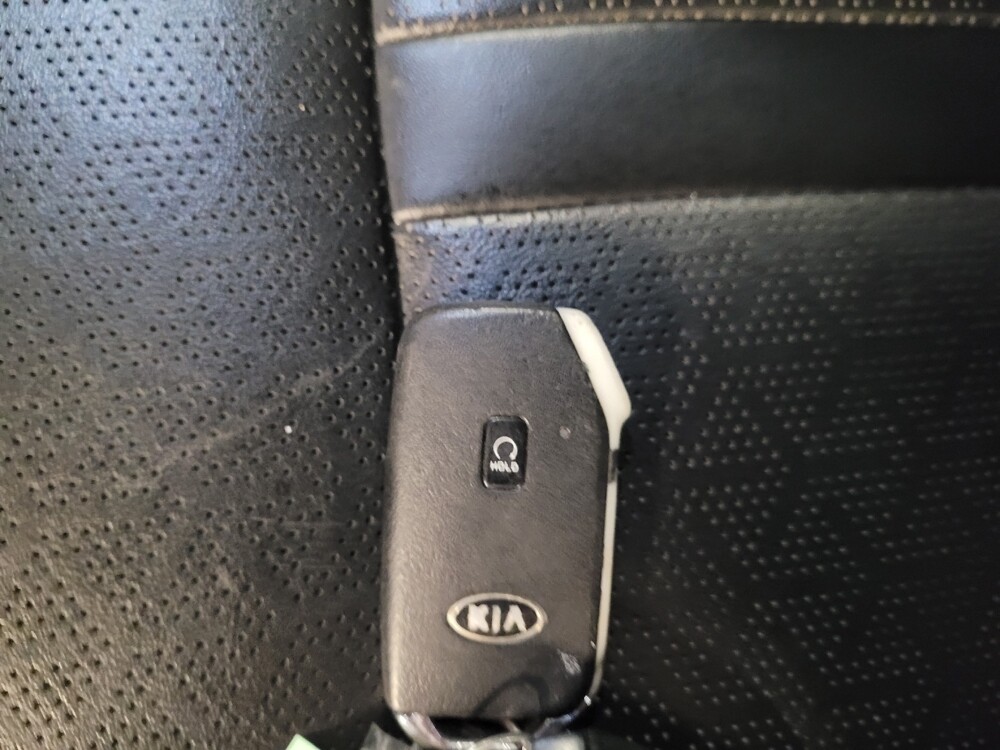 2021 Kia Sorento in Downey, CA 90241 - 18136393 32