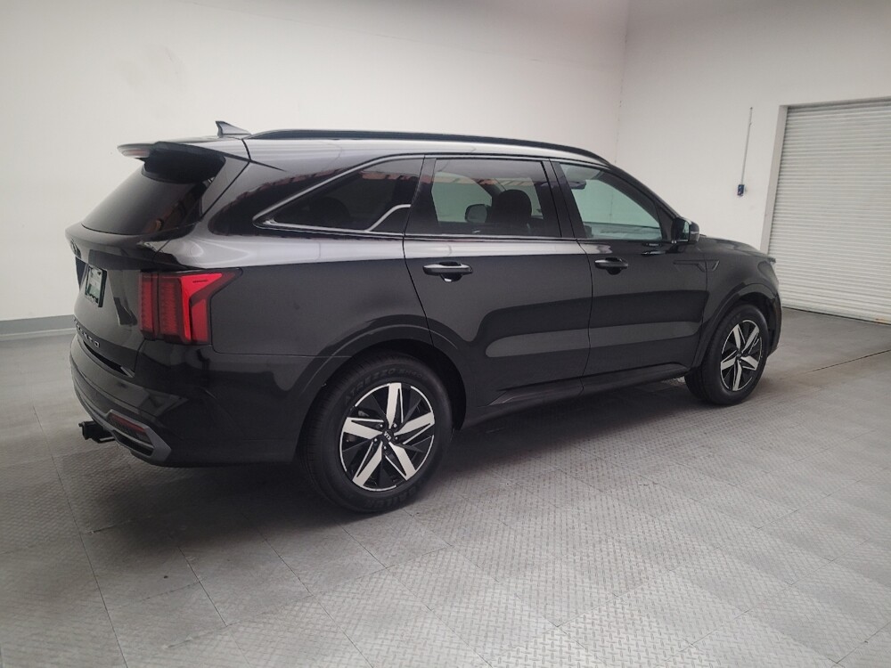 2021 Kia Sorento in Downey, CA 90241 - 18136393 10