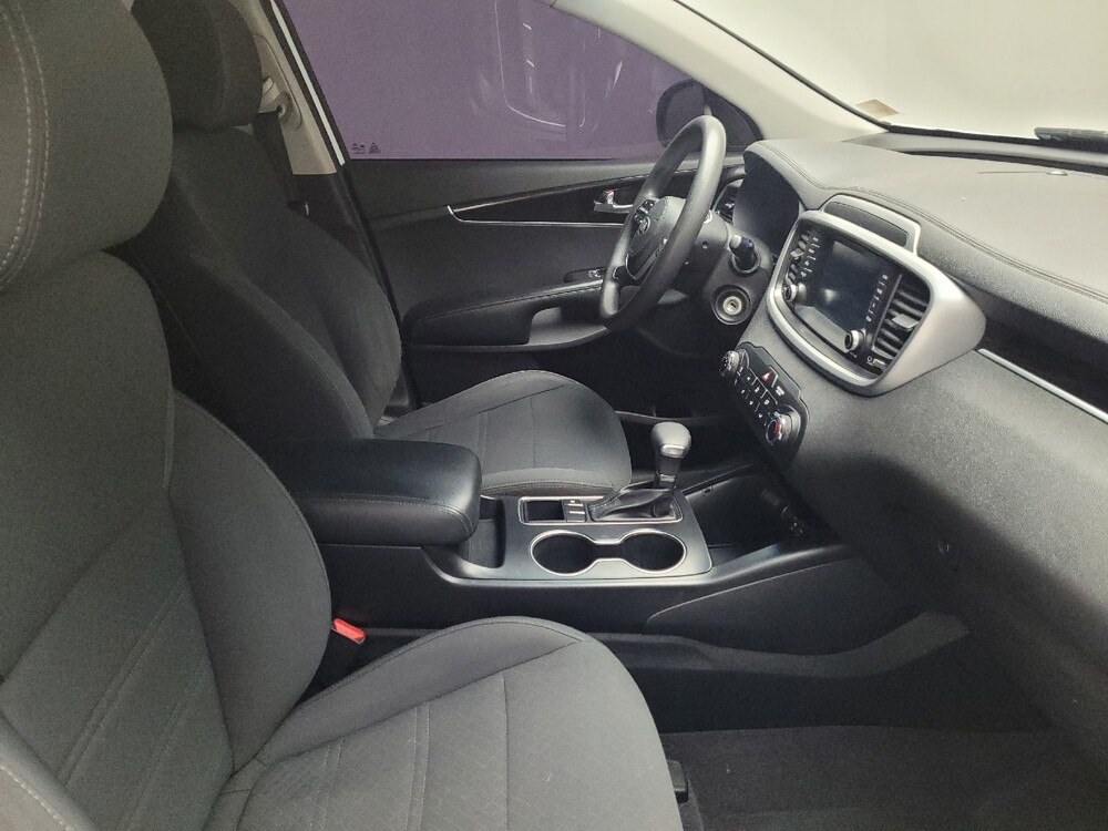 2019 Kia Sorento in Montclair, CA 91763 - 18136395 21
