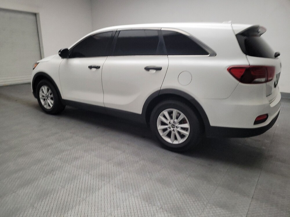 2019 Kia Sorento in Montclair, CA 91763 - 18136395 3