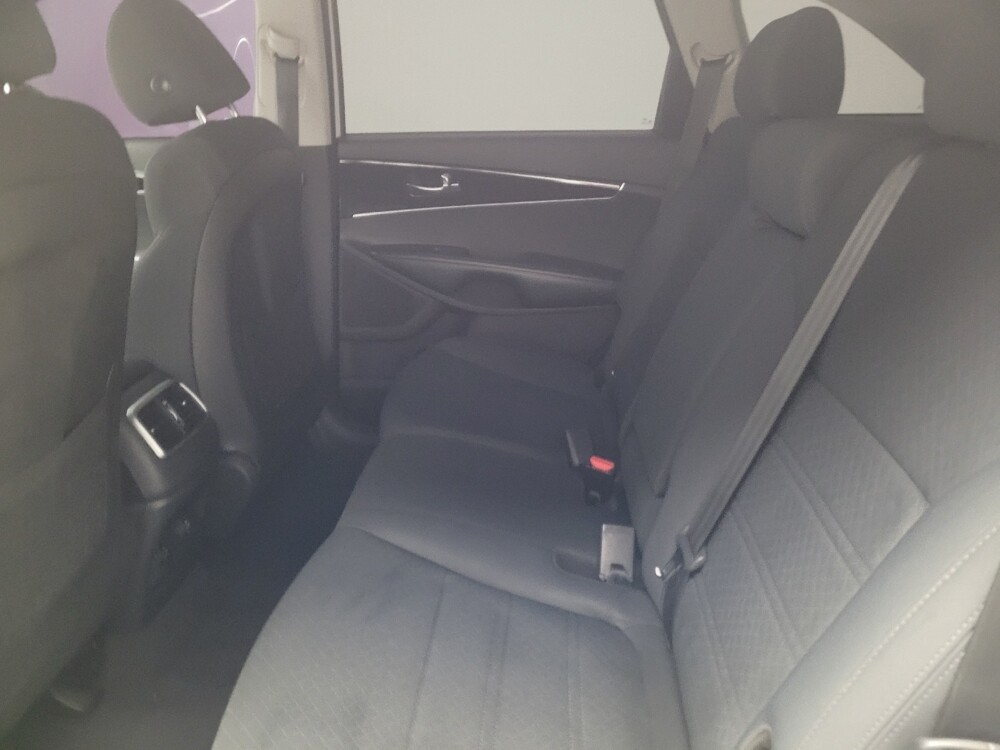 2019 Kia Sorento in Montclair, CA 91763 - 18136395 18
