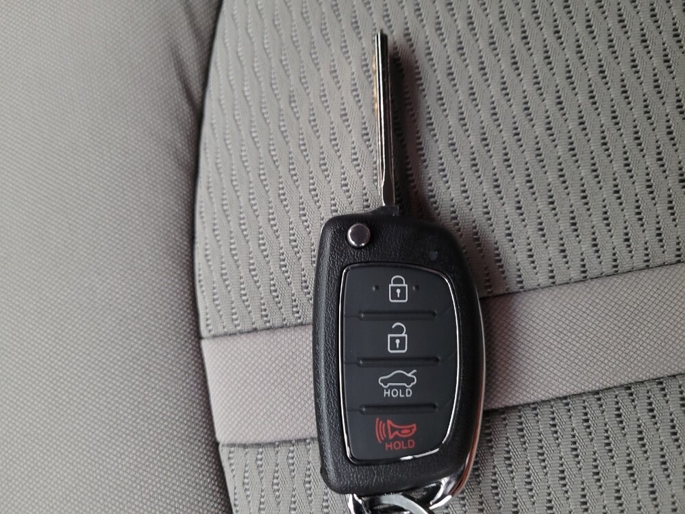 2017 Hyundai Sonata in Riverside, CA 92504 - 18136396 32