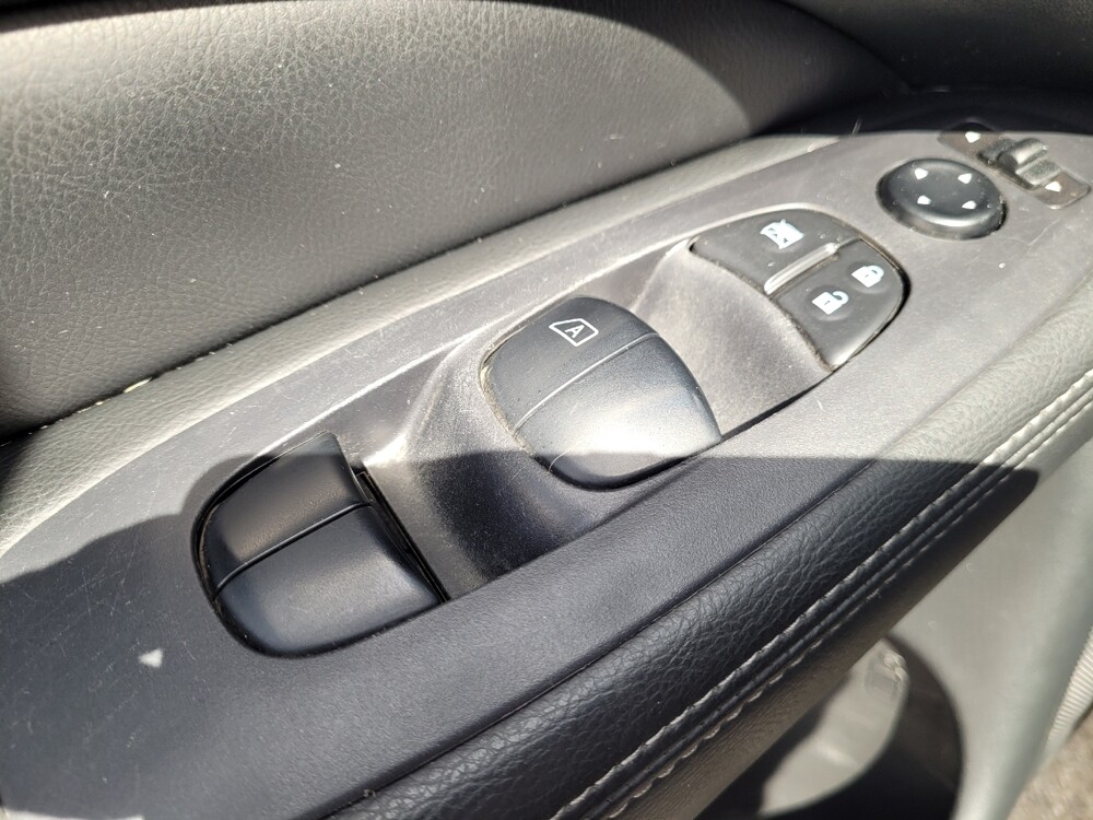 2020 Nissan Pathfinder in Torrance, CA 90504 - 18136397 27