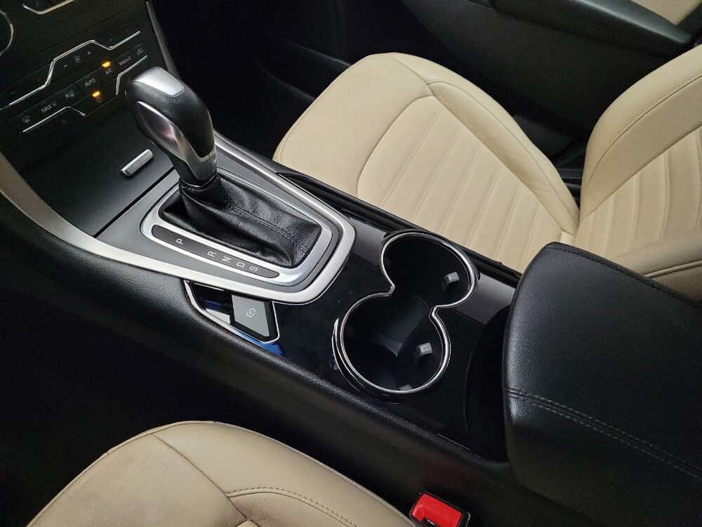 2018 Ford Edge in Riverside, CA 92504 - 18136400 26